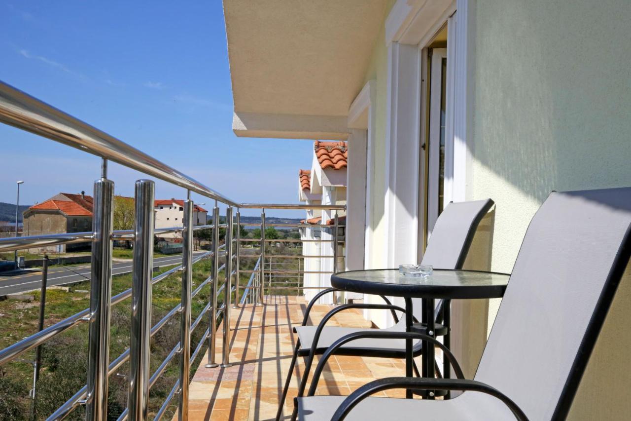 Villa Tea Donje Polje ภายนอก รูปภาพ